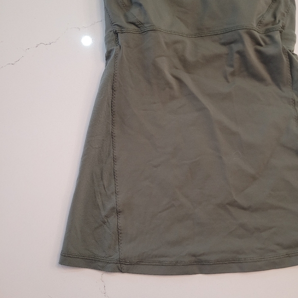 Lululemon Athletica tank-top - size 4 - Picture 2 of 10